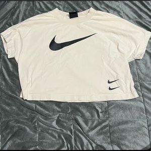 light yellow cropped nike T